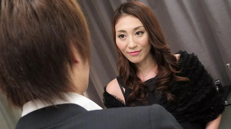 Beautiful Mature Woman Seeking Impregnation: Aoi Doihara