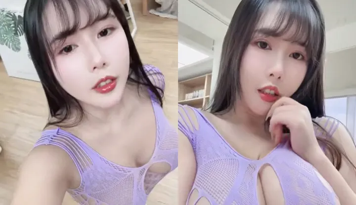 The deranged English teacher wearing this outfit should suit everyone's taste, right?