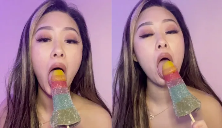 How to enjoy a large lollipop, it's best to finish it in one go.