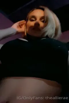 Allie Rae ~ Secretly Moving y Hands Downstairs Caressing the Pussy