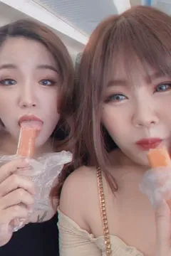 akari_813 is good at deep throating