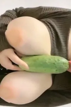 Do you also want to have such a big-breasted titjob?