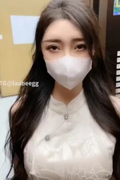 She, desperate in the elevator, had no choice but to take care of it right there.