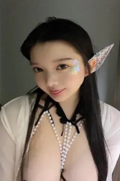 Xiao Younai, busty little fairy