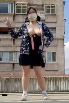 How do you rate Claire0607018's health exercise routine with her large breasts?