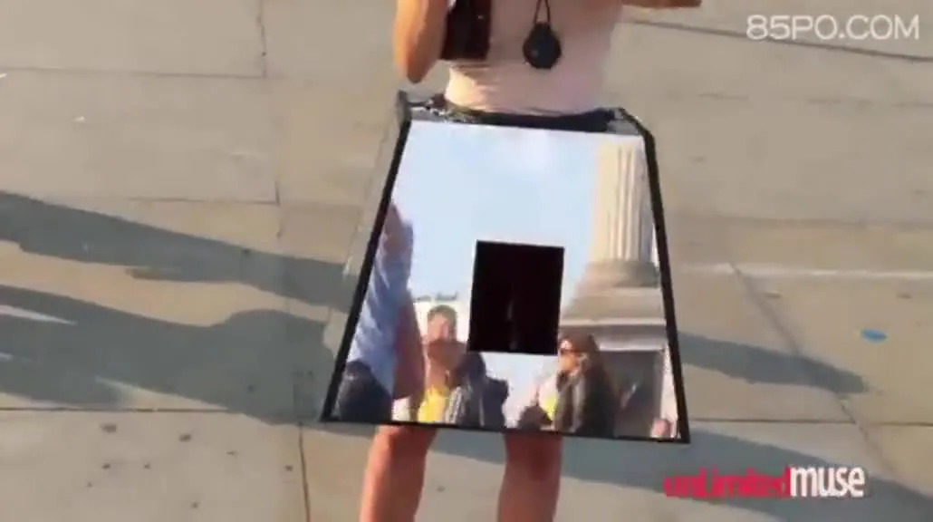 American grab box, welcome to touch~ Both men and women feel curious.