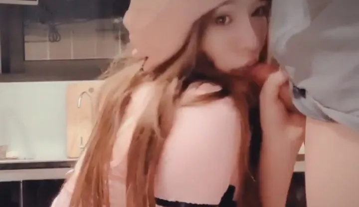 [Taiwanese] SWAG Host vivibabe ~ Face Shown Titties Shown New Year Must Collect Super Long Film ~ Creamping That Busty Nurse!!!