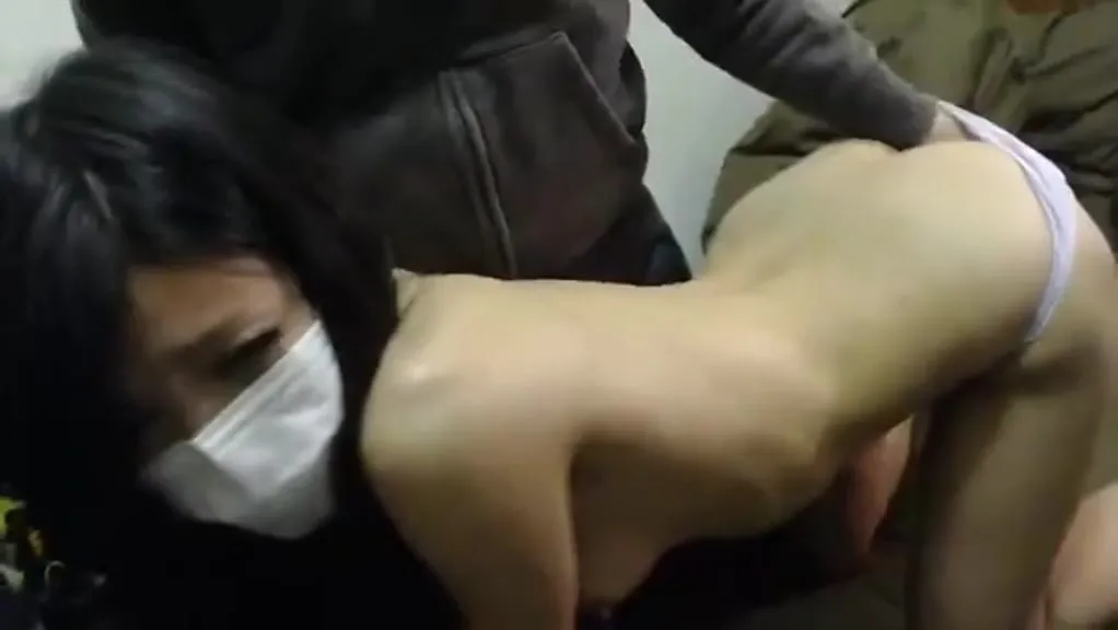 Making a fortune by filming adult videos! A man live-streams mself having sex with an extremely attractive stranger.