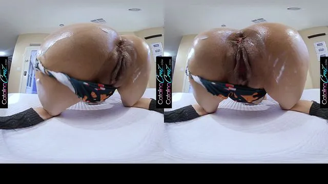 CATALINA CRUZ - Gingerbread Treat